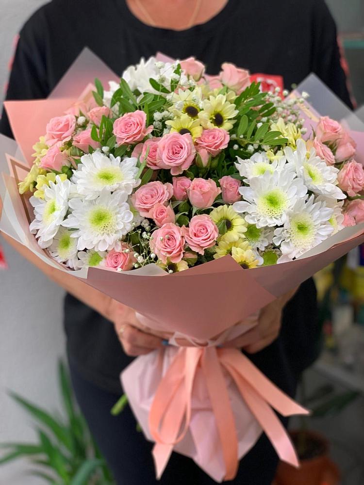 Букет цветов из: Розы и Хризантемы в Ямской