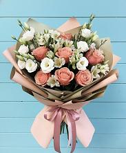 Букет цветов из:  Розы, Альстромерии и Лизиантусы в Ямской