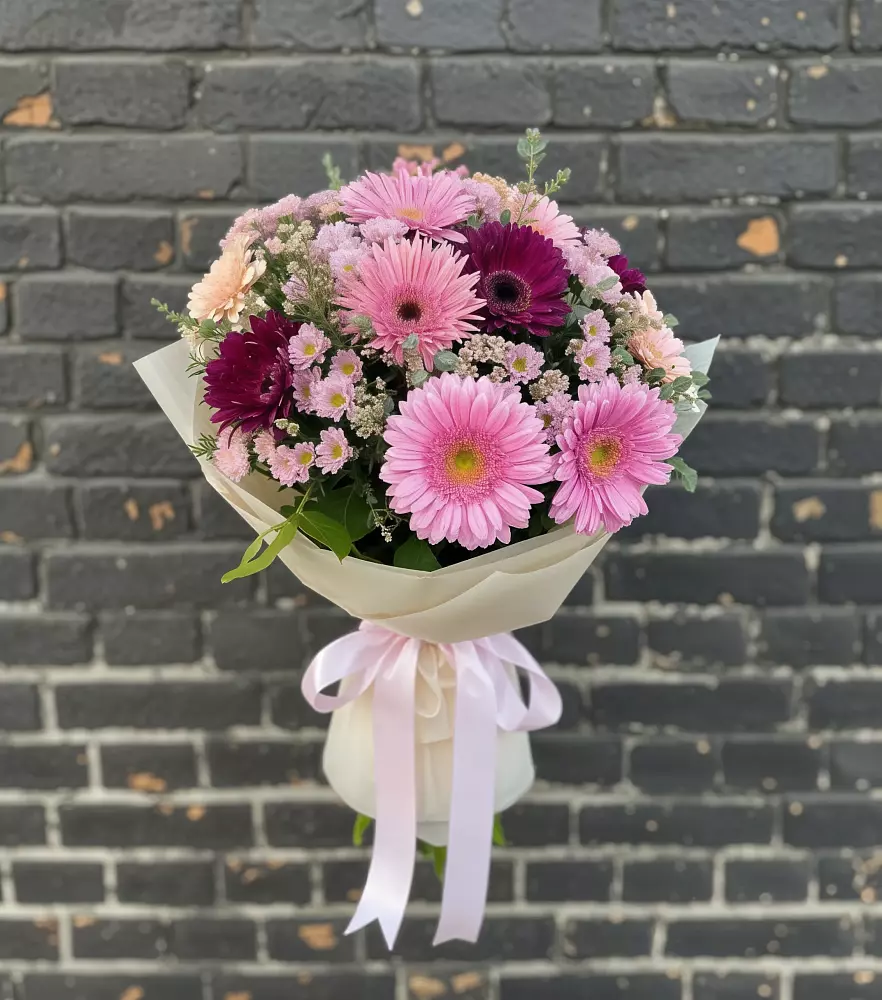 Букет цветов из: Герберы и Хризантемы в Ямской