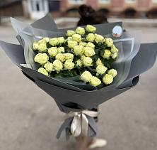 Букет Белые кустовые розы Солинеро в Ямской