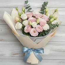 Букет цветов из:  Лизиантусы в Ямской