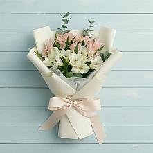 Букет цветов из:  Альстромерии в Ямской