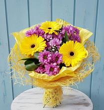 Букет цветов из:  Хризантемы и Герберы в Ямской