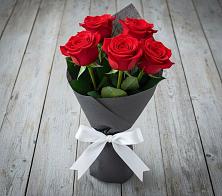 Букет 5 Красных роз Эдлесс Лав #REPLACE_PRED# Ямской