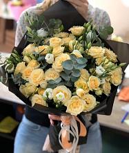 Букет цветов из:  Розы и Лизиантусы #REPLACE_PRED# Ямской