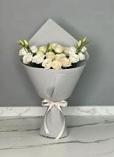 Букет цветов из:  Розы и Лизиантусы в Ямской